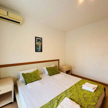 Sunny House 103 One Bedroom Napospart