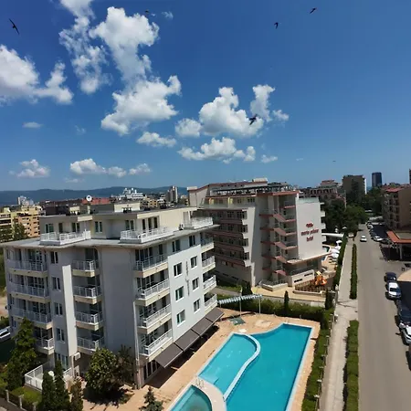 Sunny House 103 One Bedroom Apartman Napospart
